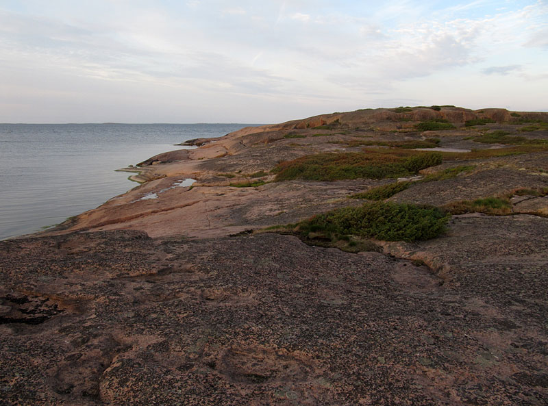 Tasaisia kallioita