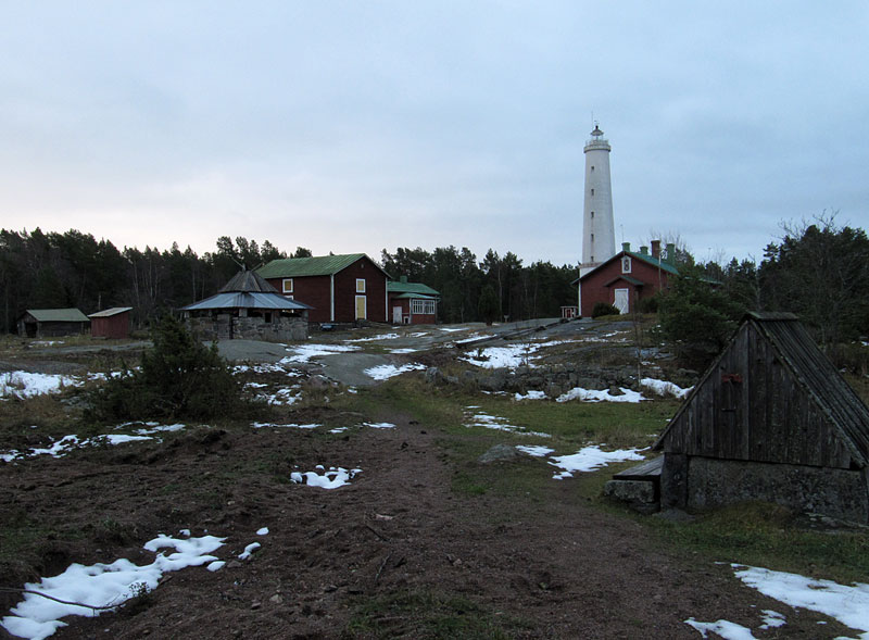 Majakka ja majakanvartijoiden rakennukset