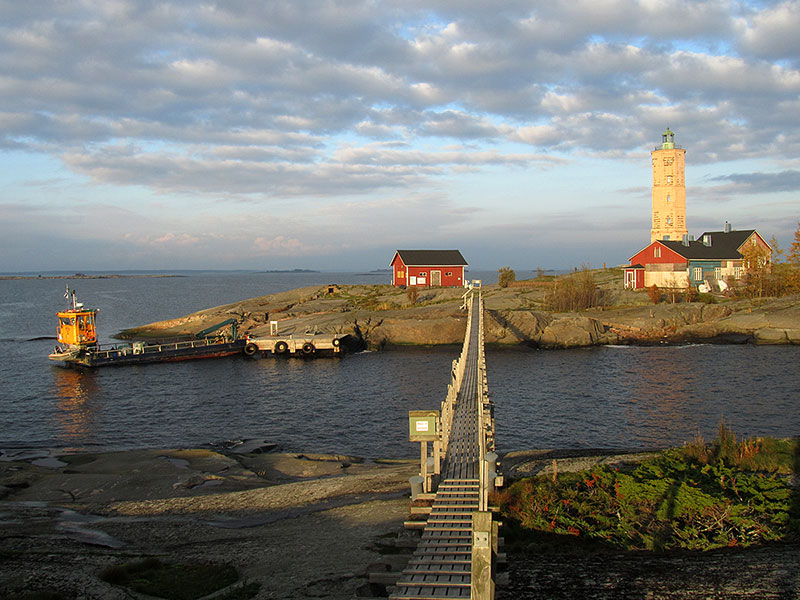 S&ouml;dersk&auml;rin silta