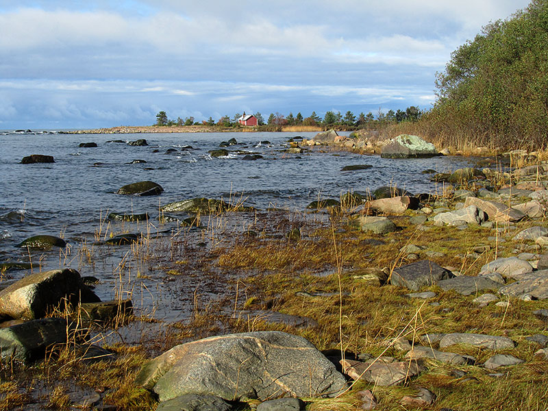 Iso-Enskeri, taustalla Haminakari
