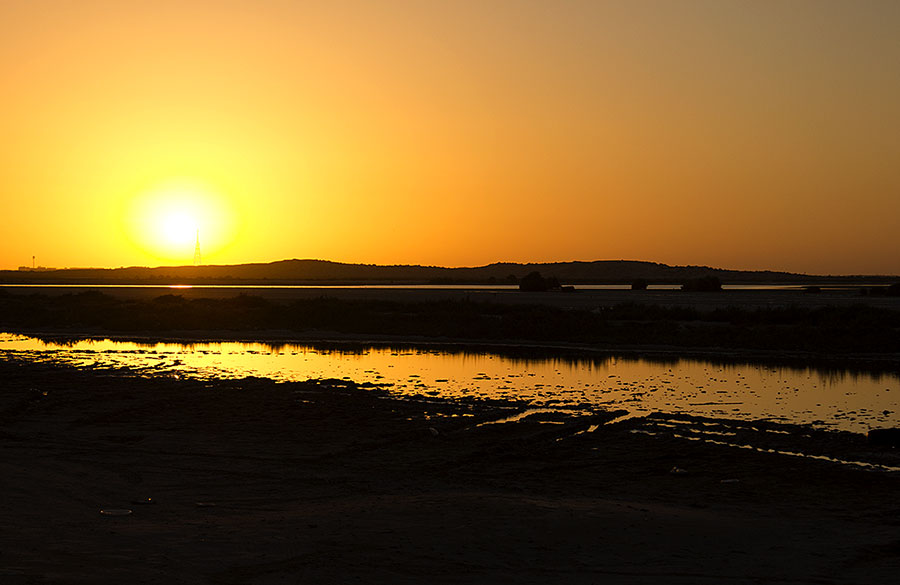 Aurinko laskee