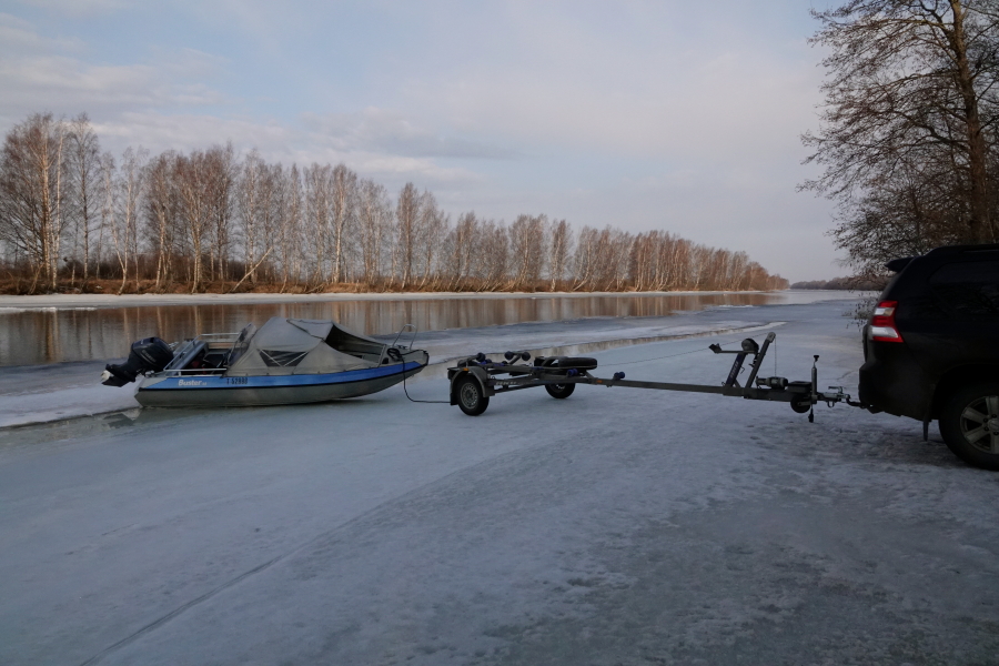 Vesillelasku: buster, traileri, LC